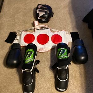 Children sparing protection equipment